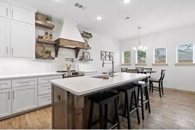 698 N Center Street, Arlington, TX 76011 - Photo 10