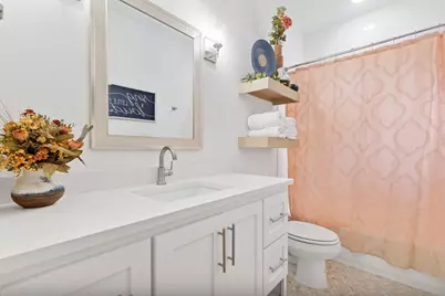 698 N Center Street, Arlington, TX 76011 - Photo 22