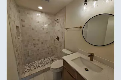 1725 R Avenue #1725, Plano, TX 75074 - Photo 14