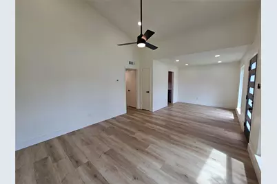 1725 R Avenue #1727, Plano, TX 75074 - Photo 8