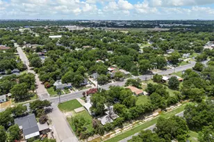 1320 S 26th St, Waco, TX 76706 - Photo 16