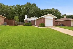 9447 Crimnson Ct, Dallas, TX 75217 - Photo 4