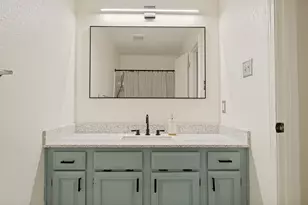 1002 Bellflower Ct, Carrollton, TX 75007 - Photo 10