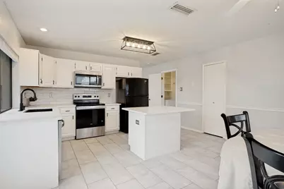 1002 Bellflower Court, Carrollton, TX 75007 - Photo 8
