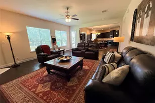 7310 Venice Dr, Grand Prairie, TX 75054 - Photo 10