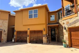7310 Venice Dr, Grand Prairie, TX 75054 - Photo 2