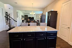 7310 Venice Dr, Grand Prairie, TX 75054 - Photo 8