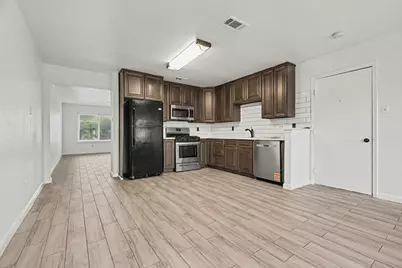 1417 Stillmeadow Drive, Mesquite, TX 75181 - Photo 6