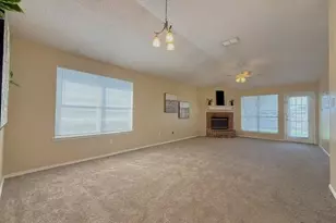 10909 Deauville Cir S, Fort Worth, TX 76108 - Photo 2
