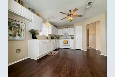 10909 Deauville Circle S, Fort Worth, TX 76108 - Photo 4