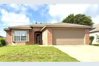 10909 Deauville Circle S, Fort Worth, TX 76108 - Photo 1
