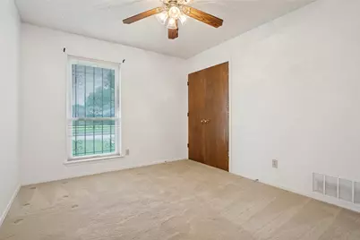 527 Dinalynn Street, Mesquite, TX 75149 - Photo 16