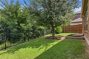 413 Chloe Dr, Allen, TX 75013 - Photo 32