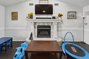 1857 Woodbridge Dr, Sulphur Springs, TX 75482 - Photo 10