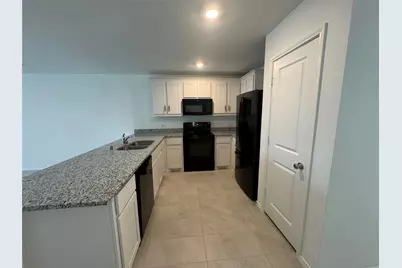 6533 Middlebury Drive, Princeton, TX 75407 - Photo 8
