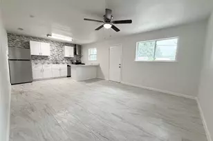 1030 Joslin St, Irving, TX 75060 - Photo 4