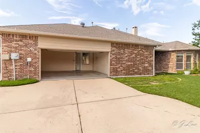 1053 Sir Lancelot Circle, Lewisville, TX 75056 - Photo 34