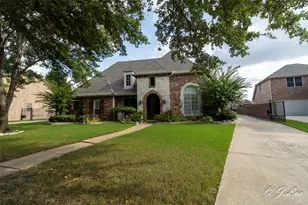 1053 Sir Lancelot Cir, Lewisville, TX 75056 - Photo 38