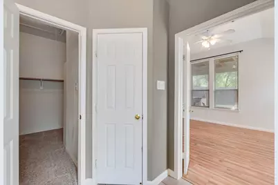 104 Goldeneye Lane, Fort Worth, TX 76120 - Photo 20