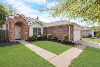 104 Goldeneye Lane, Fort Worth, TX 76120 - Photo 4