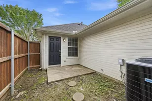 906 W Houston St, Sherman, TX 75092 - Photo 20