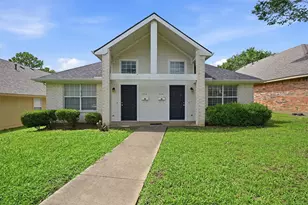 906 W Houston St, Sherman, TX 75092 - Photo 2