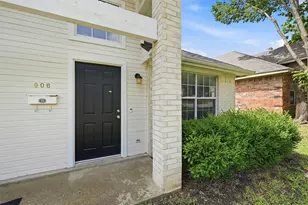 906 W Houston St, Sherman, TX 75092 - Photo 4