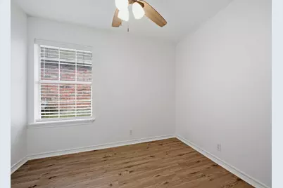 906 W Houston Street, Sherman, TX 75092 - Photo 10