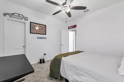 412 Travis Drive, McGregor, TX 76657 - Photo 8