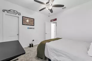 412 Travis Dr, McGregor, TX 76657 - Photo 8