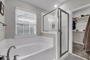 412 Travis Dr, McGregor, TX 76657 - Photo 26