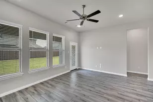 821 Cavalcade Dr, Ferris, TX 75125 - Photo 10