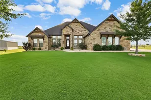 863 Alto Bonito Ct, Godley, TX 76044 - Photo 1