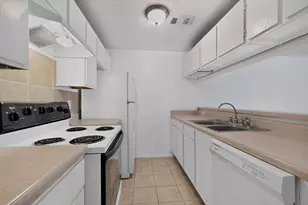 6120 Cypress Point Dr, Garland, TX 75043 - Photo 4