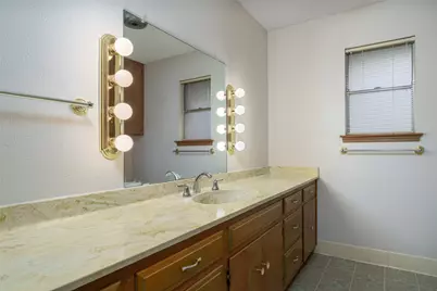 1008 Rocky Canyon Road, Arlington, TX 76012 - Photo 28