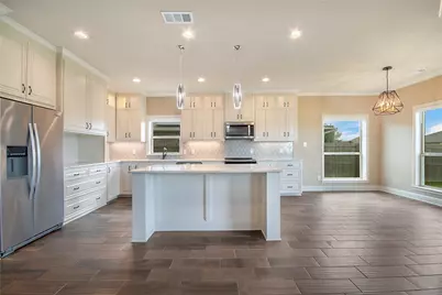 114 Oak Springs Loop, Mabank, TX 75147 - Photo 6