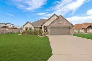 114 Oak Springs Loop, Mabank, TX 75147 - Photo 1