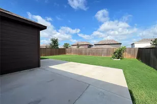 2605 Warren Ln, Aubrey, TX 76227 - Photo 14
