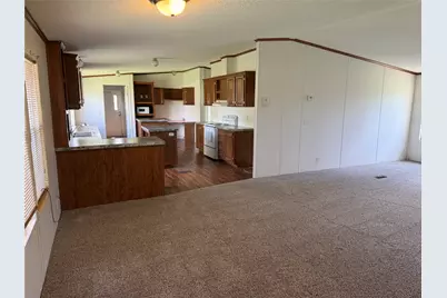 104 Hill Top Court, Springtown, TX 76082 - Photo 4