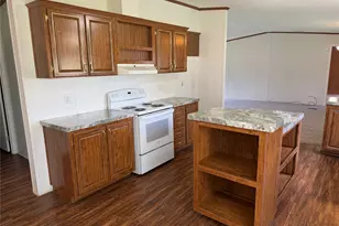 104 Hill Top Ct, Springtown, TX 76082 - Photo 8