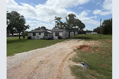 104 Hill Top Court, Springtown, TX 76082 - Photo 2