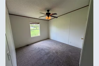 104 Hill Top Court, Springtown, TX 76082 - Photo 18