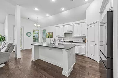 808 Parkland Drive, Little Elm, TX 76227 - Photo 12
