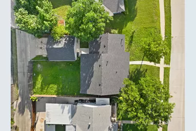 2126 Travis Drive, Carrollton, TX 75006 - Photo 38