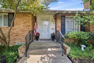 7034 Cornelia Ln, Dallas, TX 75214 - Photo 2