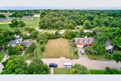 1124 Rock Creek, Garland, TX 75040 - Photo 4