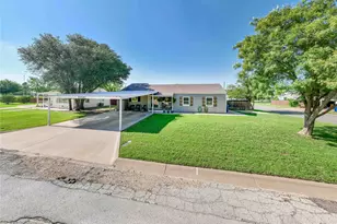 1400 W Wheeler St, Breckenridge, TX 76424 - Photo 22