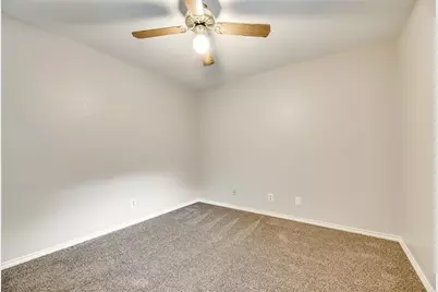 6108 Paradise Drive, Arlington, TX 76001 - Photo 12