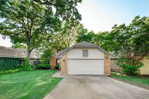 6108 Paradise Dr, Arlington, TX 76001 - Photo 1