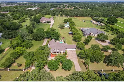 7611 Ledbetter Road, Arlington, TX 76001 - Photo 4